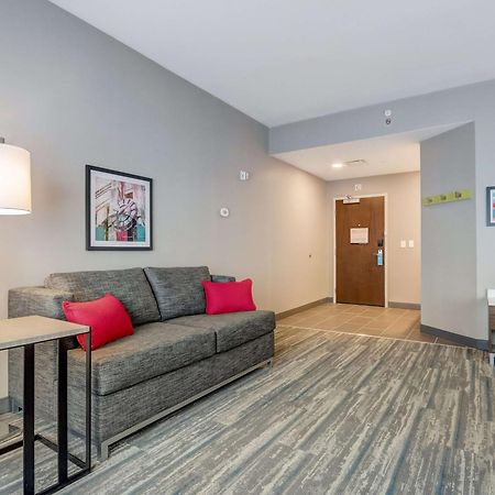 Hampton Inn & Suites Cincinnati Midtown Rookwood Exterior photo